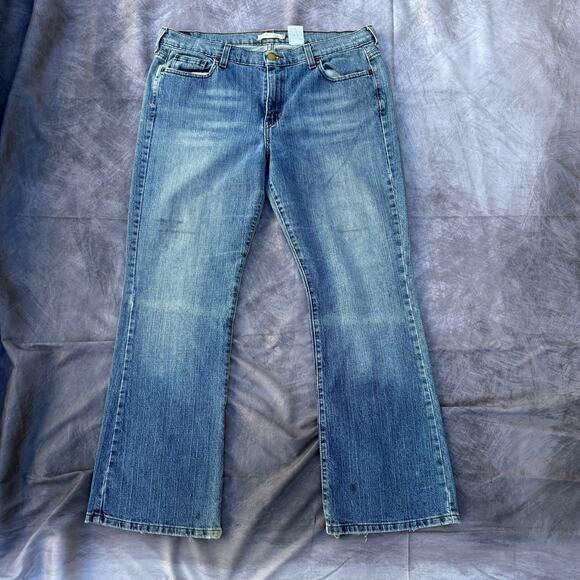 Women's Levi's 515 Bootcut Light Wash Distressed Western Blue Jeans Sz 34 x 28 - Picture 1 of 10